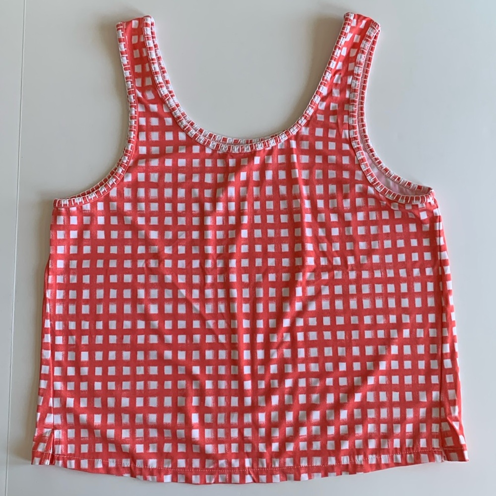 CABANA LIFE RESORT WEAR PEACH AND WHITE GINGHAM UPF 50+ TANK
SIZE XL